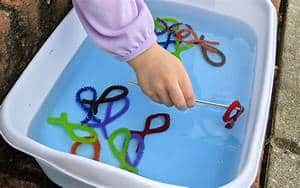 Pipe Cleaner Fishing Game