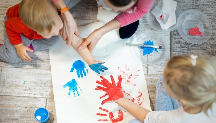 How to Put Together a Toddler Painting Activity using Brushes