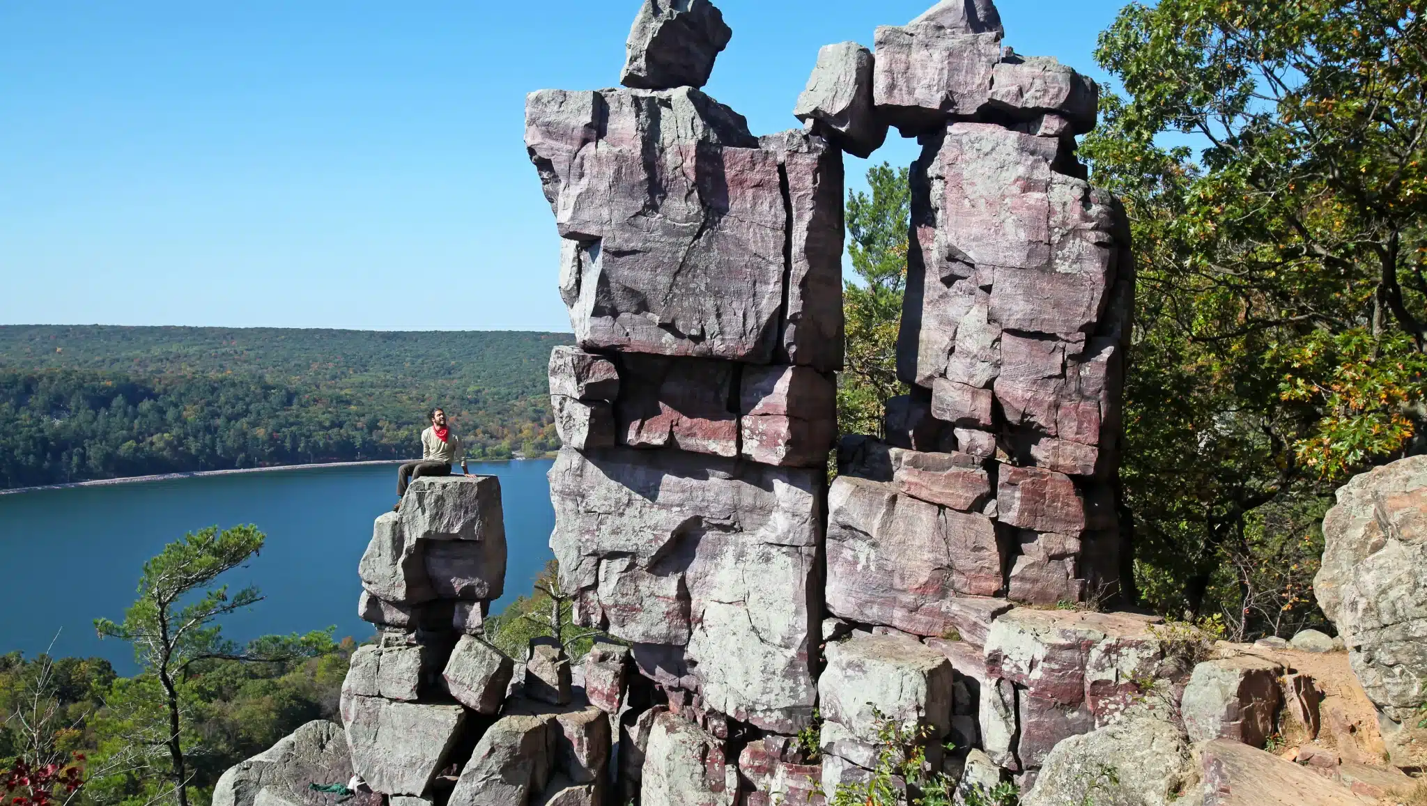 A stunning rock formation amidst the beauty of Devil's Lake State Park