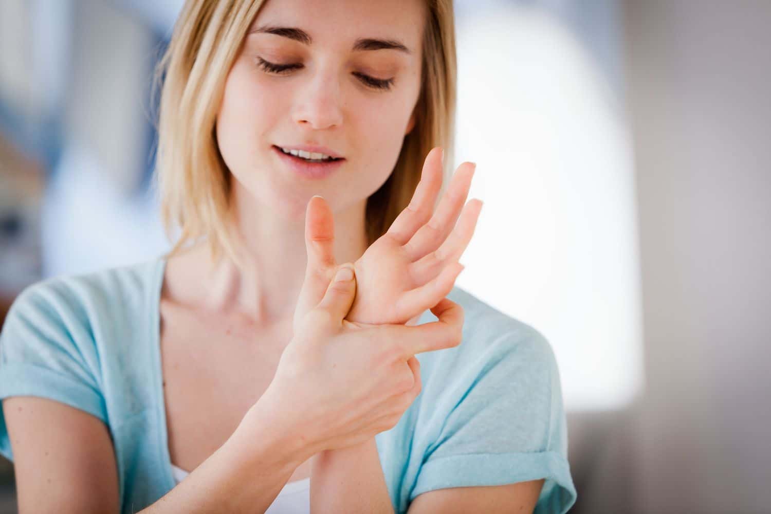 Managing Chronic Pain with Acupressure