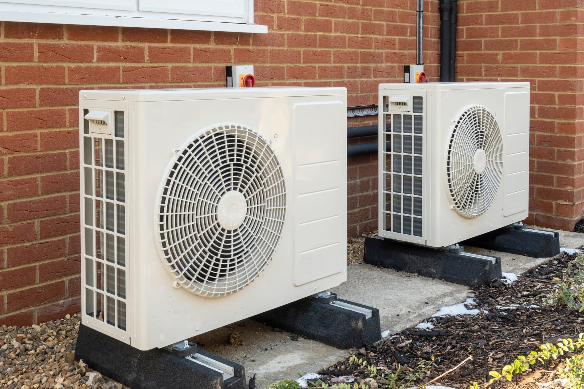 What Are Air Source Heat Pumps?