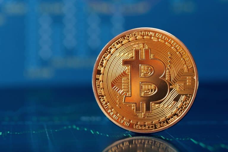 In the world of digital finance, it's no secret that bitcoin is king. This cryptocurrency pioneer has not only paved the way for secure online payments, but also opened up a whole new trading and investing platform. With 15 years now under its belt, it's safe to say that it has had its ups, downs, and controversies - and that markets continue to be volatile. However, its value is still highly regarded and can act as an indicator for overall sentiment in crypto spaces.
