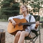 Why So Many Adults Are Picking Up The Guitar Again After Years Away